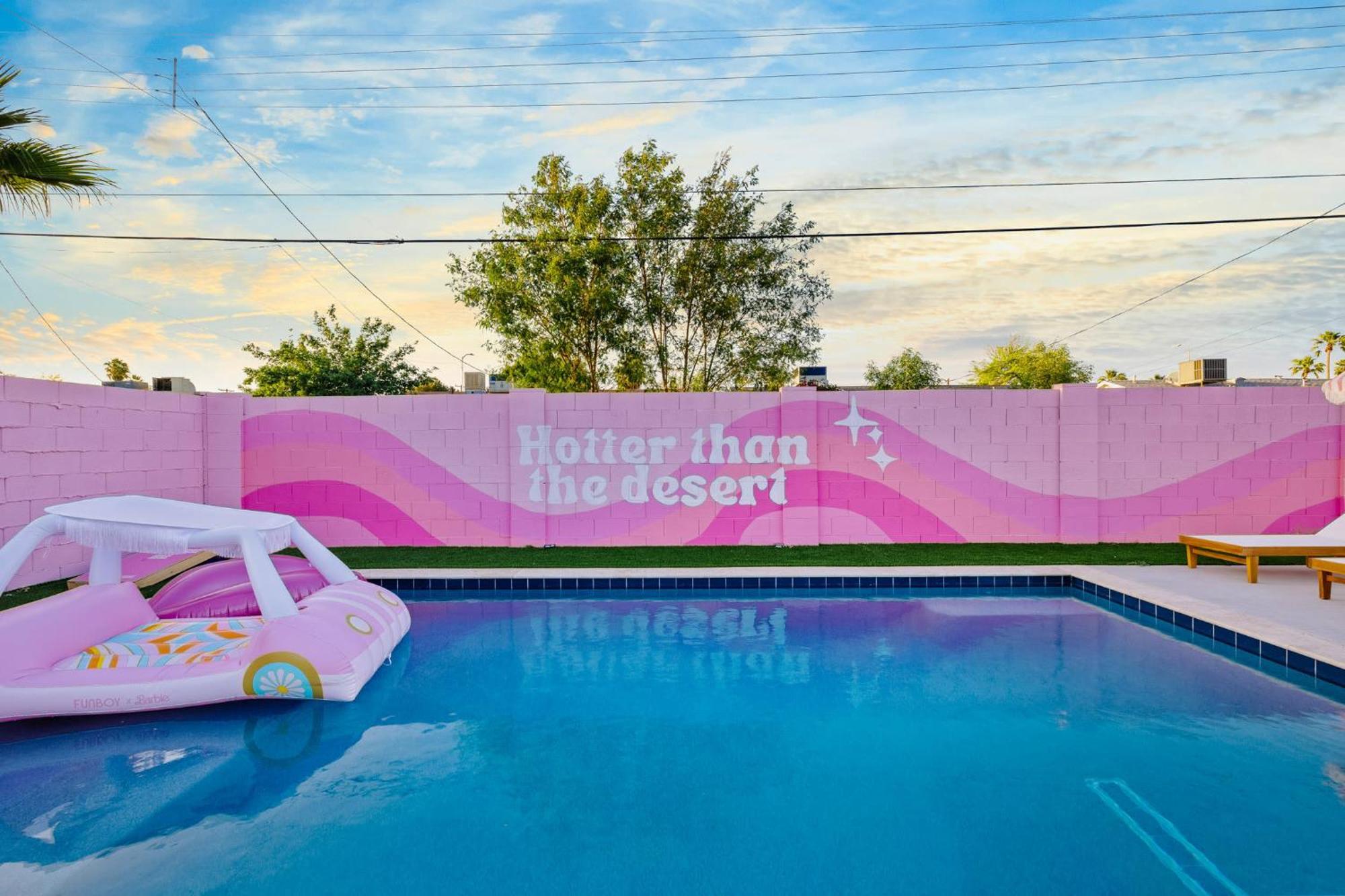 Bachelorette! Fire Pit+heated Pool+3mi To Old Town Holiday home